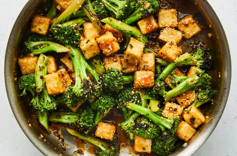 Tofu and Broccoli Stir Fry